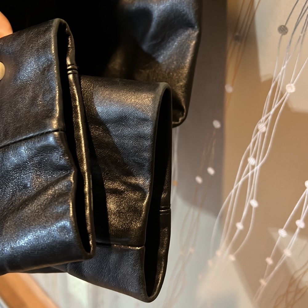 Leather jacket - Picture 5 of 6
